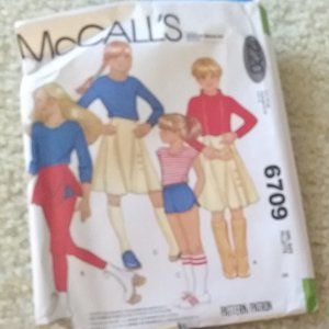 3/$25 vintage 70s tshirt, skirt and shorts sewing pattern